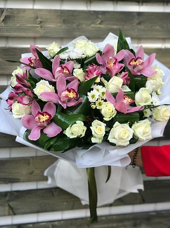 Букет цветов из: Розы и Хризантемы в Новоукраинском