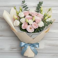 Букет цветов из:  Лизиантусы в Новоукраинском