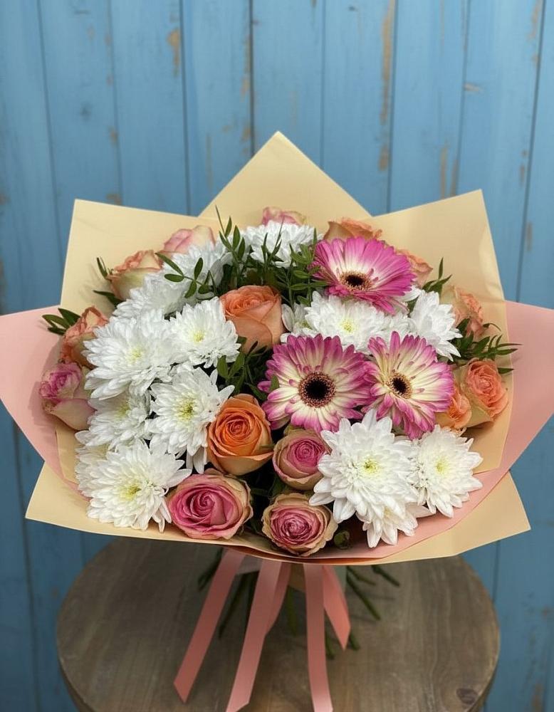 Букет цветов из: Розы, Герберы и Хризантемы в Новоукраинском