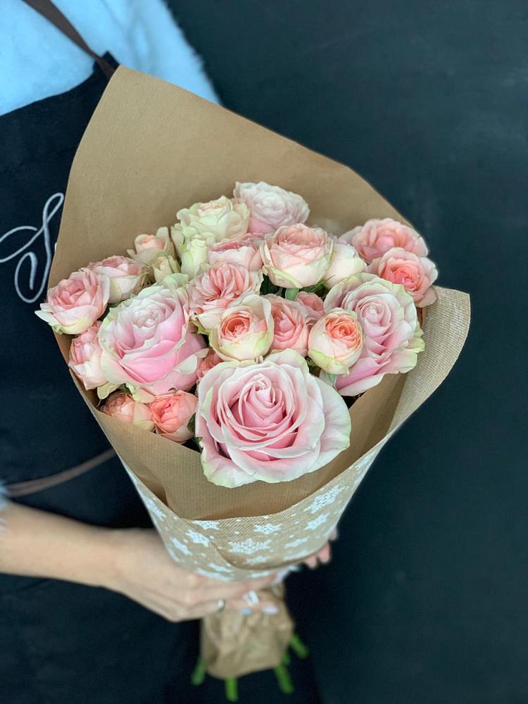 Букет цветов из: Хризантемы и Розы в Новоукраинском