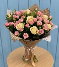 Букет цветов из:  Розы в Новоукраинском