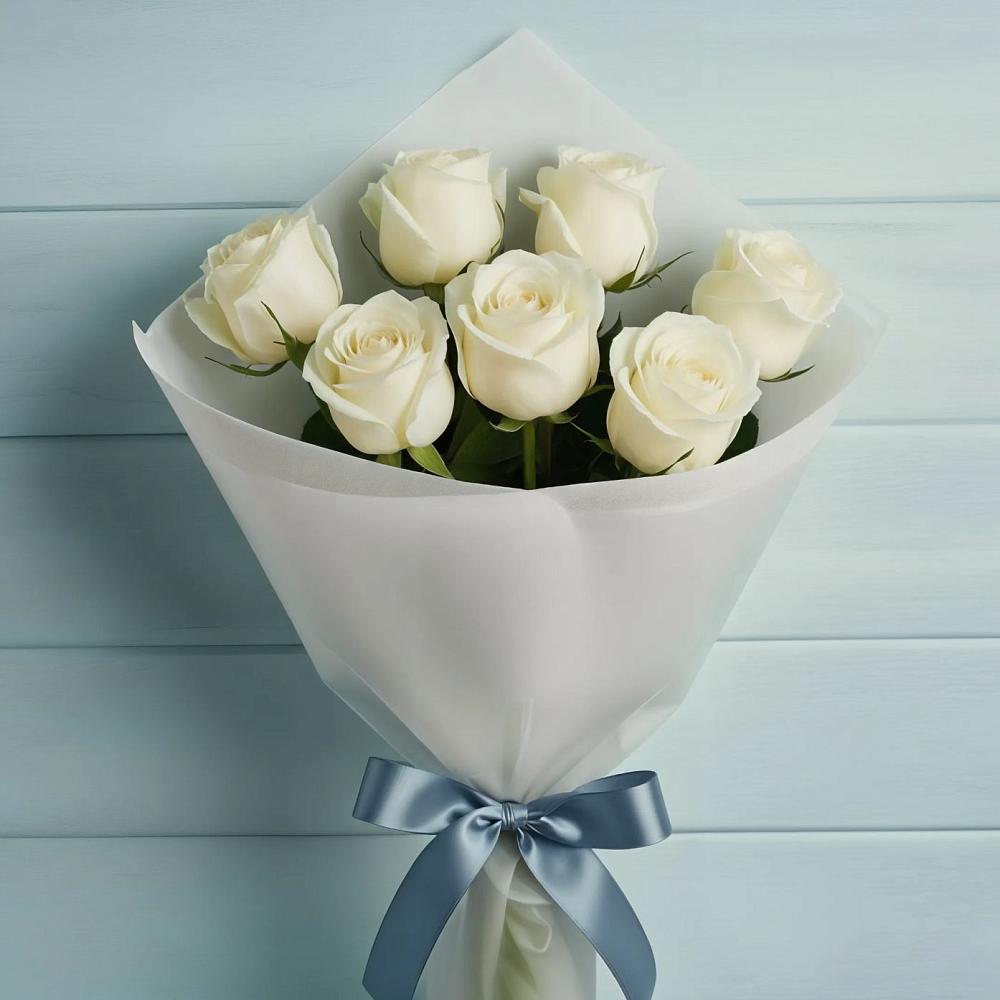 Букет 7 Белых роз Эдлесс Лав в Новоукраинском